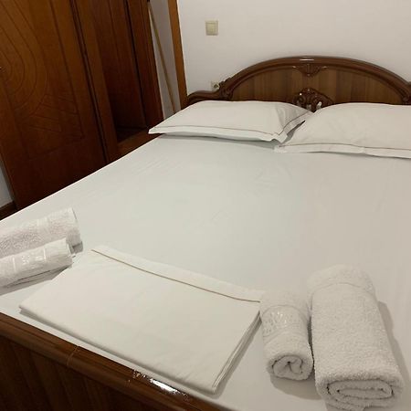 Nomad House-Entire House At Your Disposal,4 Guests Berat Exterior foto