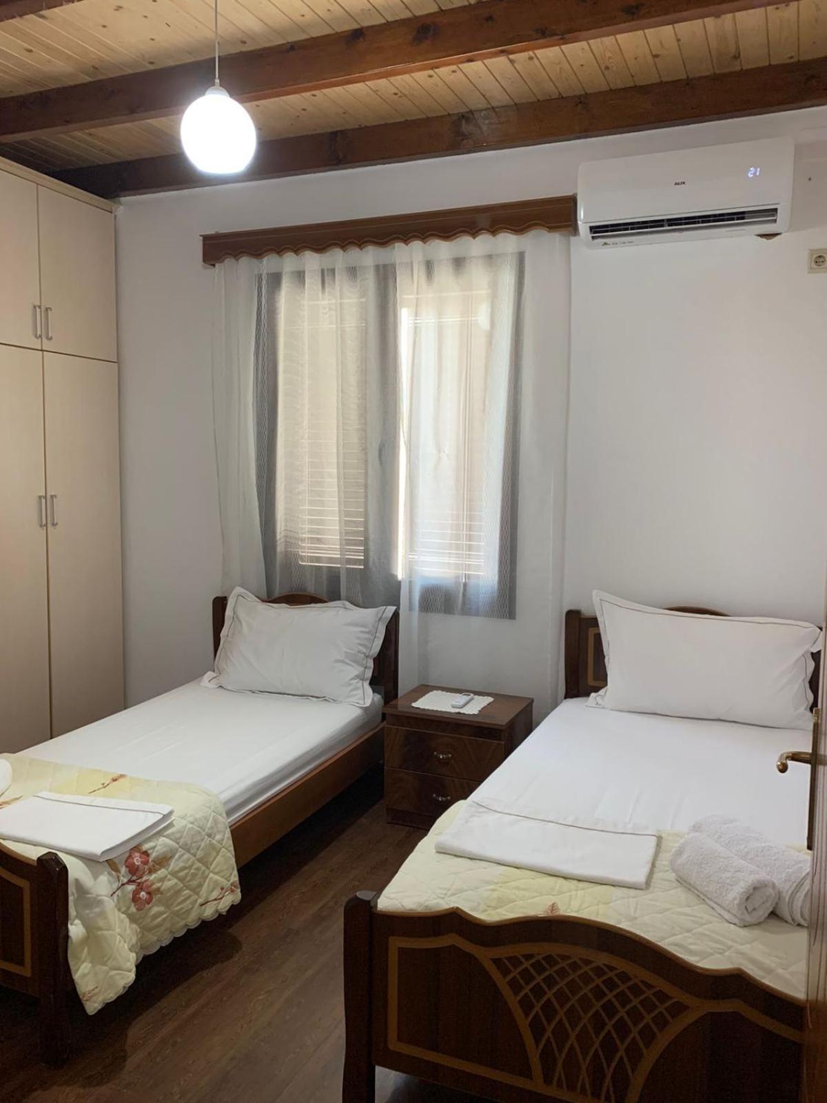 Nomad House-Entire House At Your Disposal,4 Guests Berat Exterior foto